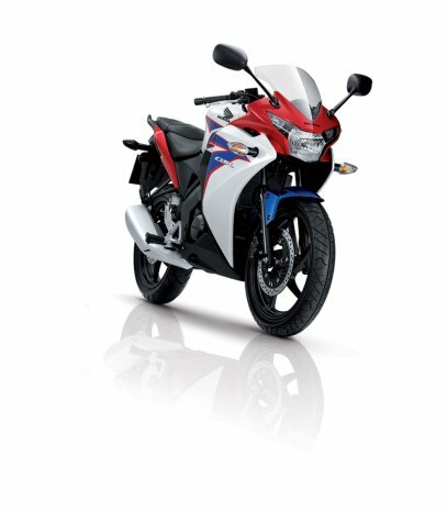 2011 Honda CBR150R - Sporty Red-White-Blue 